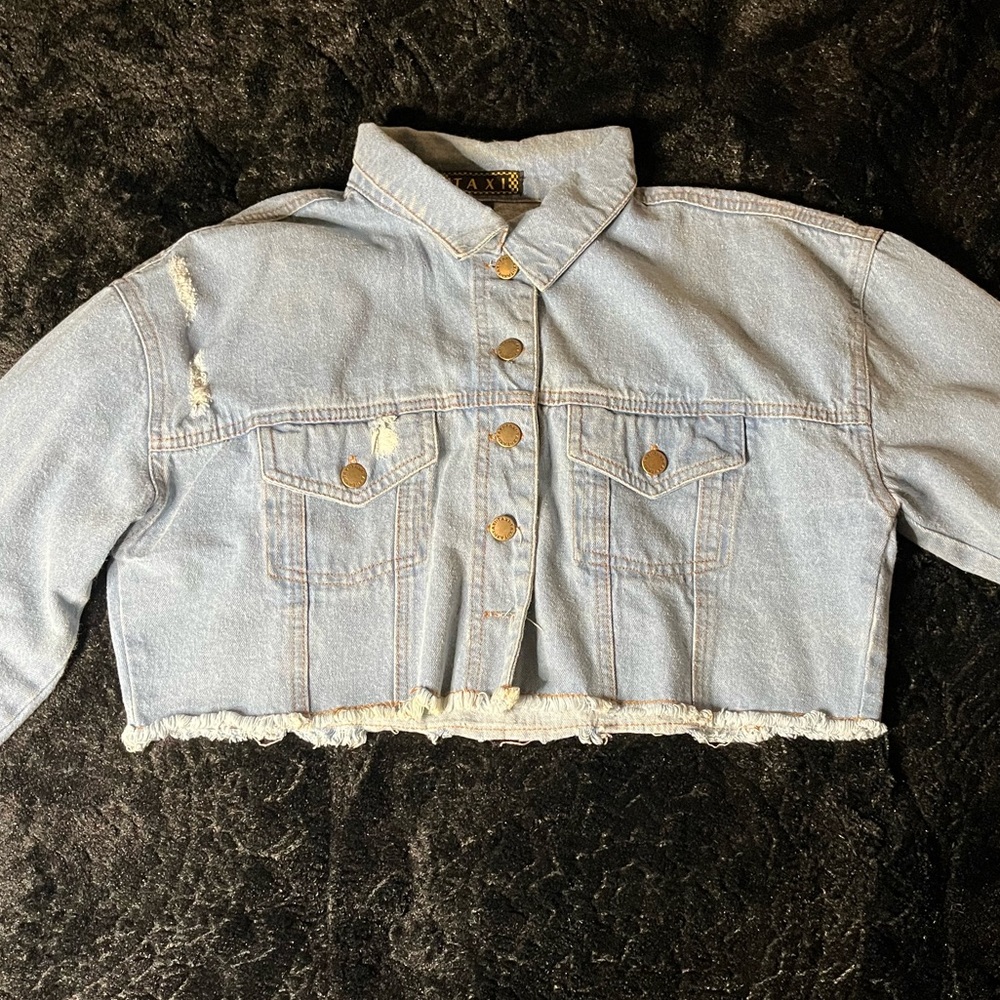 Cropped jean jacket!